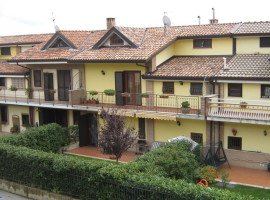 Villa con giardino Avellino